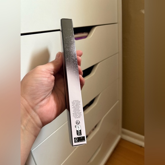 Fenty Beauty Blush Brush, Brand New Never Used. - Picture 6 of 7